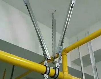 闸阀支撑架的质量要求。价格决定了阿尔山抗震支撑框架的质量。